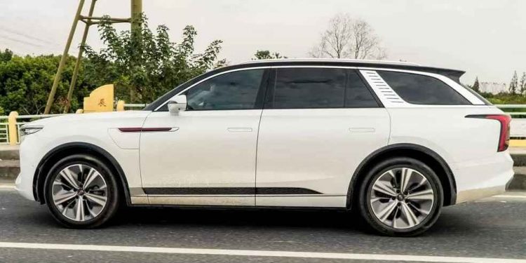 Hongchi E-HS9 nümayişi; Çin lüks avtomobili BMW-yə qarşı