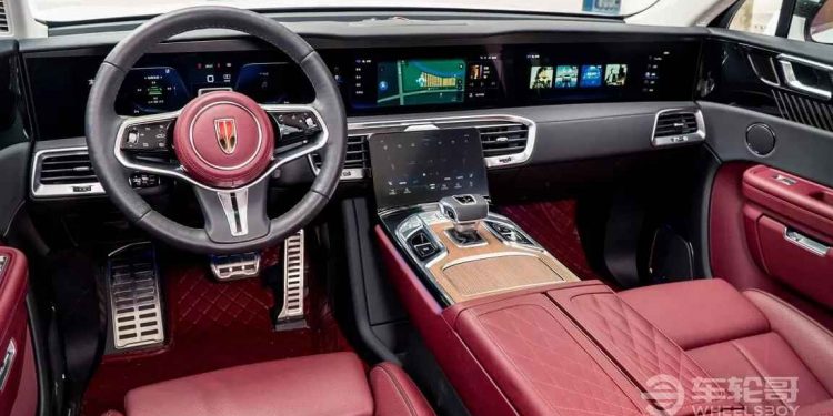 Hongchi E-HS9 nümayişi; Çin lüks avtomobili BMW-yə qarşı