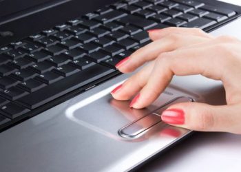 Laptopun toxunma panelinin işləməməsi problemini həll etməyin yolları