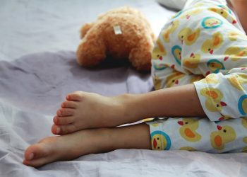 Uşaqlarda Gecə Sidik Qaçırması (Enurez) və Müalicəsi