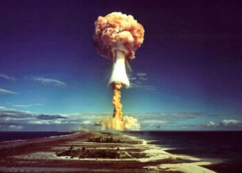 Atom bombası texnologiyasını və onun tarixini araşdırmaq