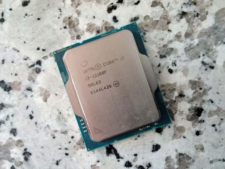 Intel Alder Lake seriyası Core i3-12100 prosessorunun hərtərəfli nəzərdən keçirilməsi