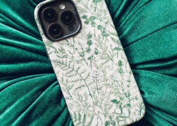 2024-cü ildə Üslubunuzu İfadə Edən Ən Gözəl Telefon Kabrolari