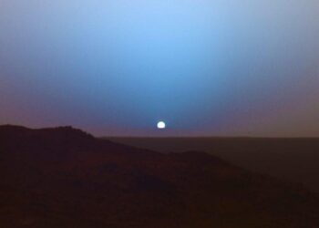 Marsın gün batımları, Valehedici mavi rəngin izahı