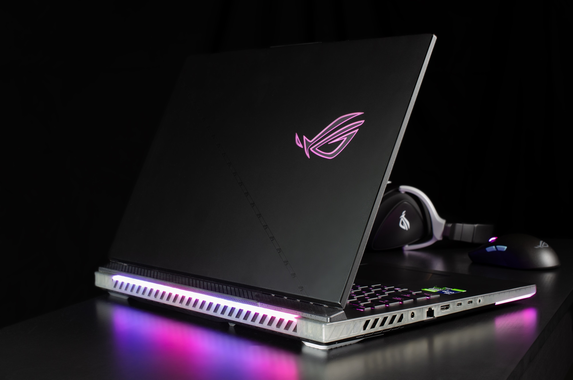 ROG Strix SCAR 18 G834JY