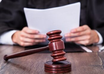 MN-nin tabeliyində olan müxtəlif hərbi hissələrdə mənimsəmə ilə bağlı daha bir maliyyə xidmət rəisinin məhkəməsi başlayır