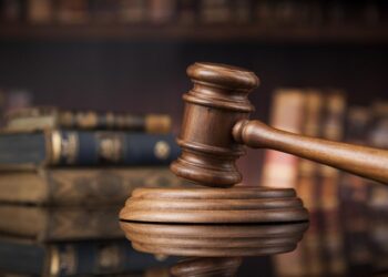 "Şlyapa Zahid"in işində şahid: "Bankdakı qeyri-rəsmi seyfə Mahir Rəfiyev və Fazil Məmmədovun tapşırığı olmadan əl vurulmayıb"