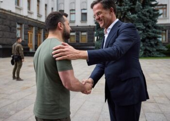 Zelenski Rütte ilə Rusiya, İran və Şimali Koreyanın “yaratdığı qlobal riskləri” müzakirə edib