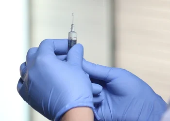 Rusiya xərçəng peyvəndi ilə bağlı əməli işə keçdi