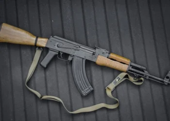 Bərdədə avtomat satmaq istəyən şəxs həbs olunub