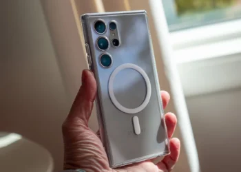 Samsung söz vermişdi, amma yerinə yetirmədi, Samsung Galaxy S25 Qi2 Standartına Tam Uyğun Deyil