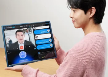Samsung yeni OLED ekranları ilə texnologiyanı inqilab edir