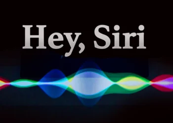 Siri ilə bağlı böyük qalmaqal – Apple istifadəçiləri izləməkdə günahlandırıldı!