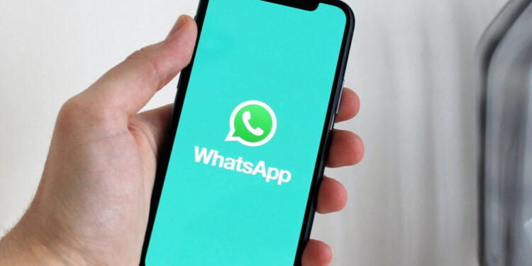 WhatsApp İOS Üçün Yenilik - Bir Cihazda Bir Neçə Hesab!