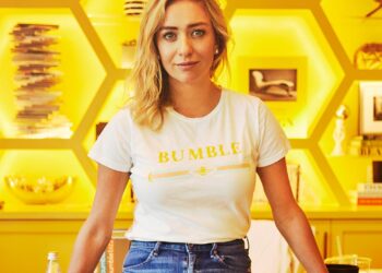 Whitney Wolfe Herd Geri Döndü - Bumble-un CEO Devrimi!