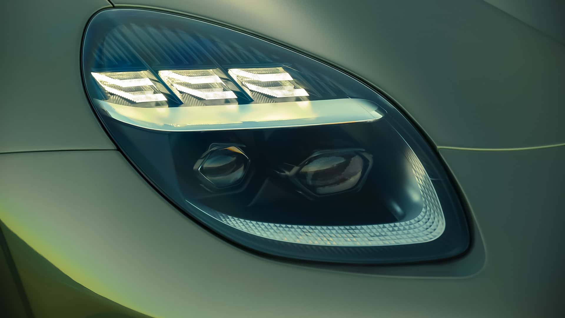 Aston Martin Vanquish Volante 2026, Güc və Zərifliyin Zirvəsi