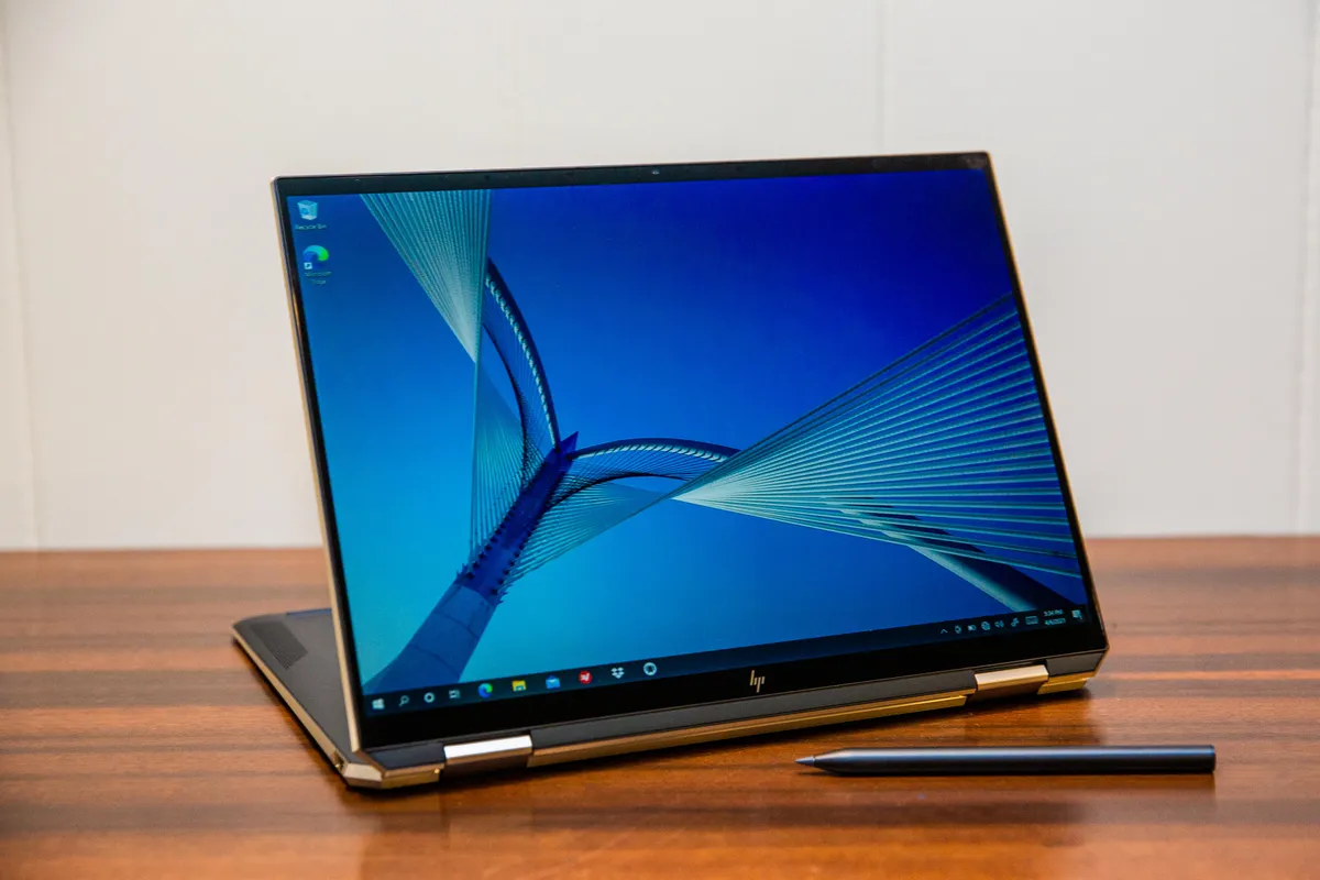 HP Spectre x360 14 - Ən Yaxşı 2-si 1-də Noutbuk