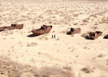 Aral Gölünün Quruluğu və Yer Qabı Dəyişiklikləri