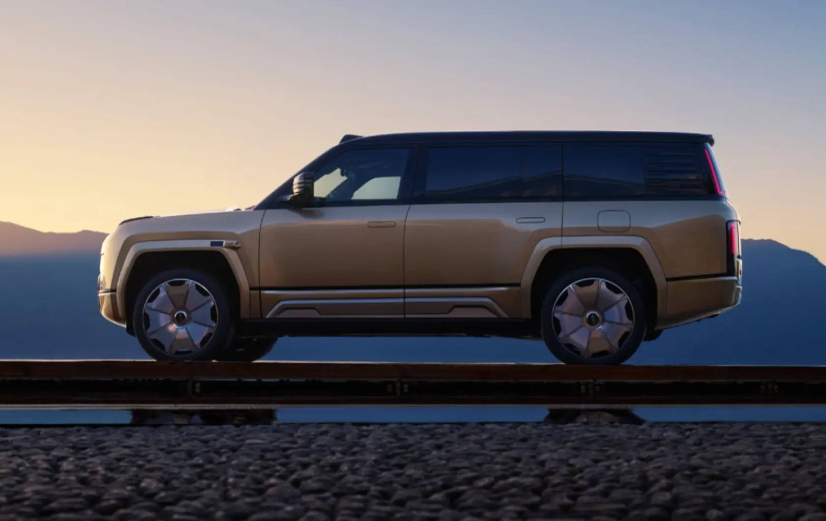Yangwang U8L BYD‑nin Yeni Nəhəng SUV Modeli