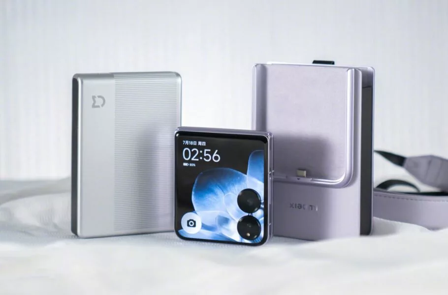 Xiaomi Mix Flip 2 - Yüngül və güclü qatlanan texnologiyanın müjdəsi