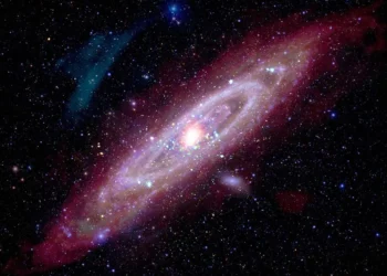 NASA-dan Andromeda Səmasından Yeni Görüntü