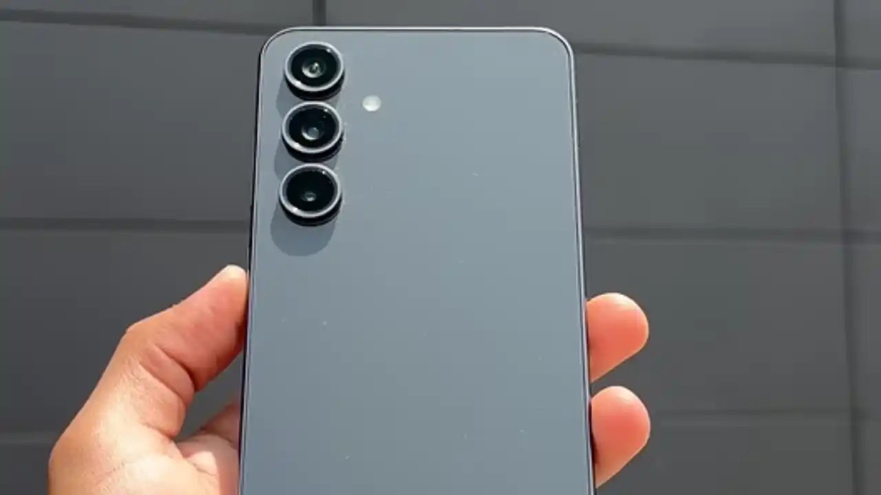 Samsung Galaxy S25 FE - Kamera, Performans və Batareya