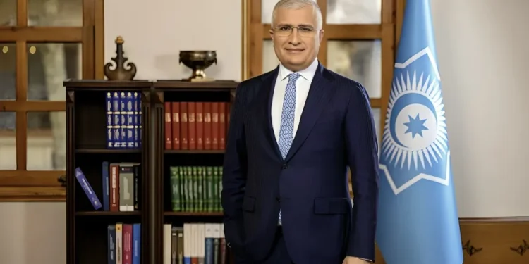 Azərbaycan türk dünyasında körpü rolunu gücləndirir