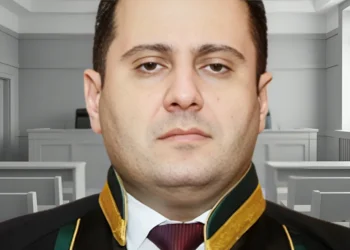 Keçmiş vəkilin həbs cəzası yenidən artırıldı