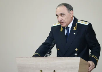 Adnan Əhmədzadənin istintaqı davam edir