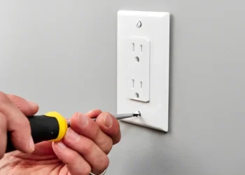 Bakıda elektrik qəzası 42 yaşlı kişinin ölümünə səbəb oldu