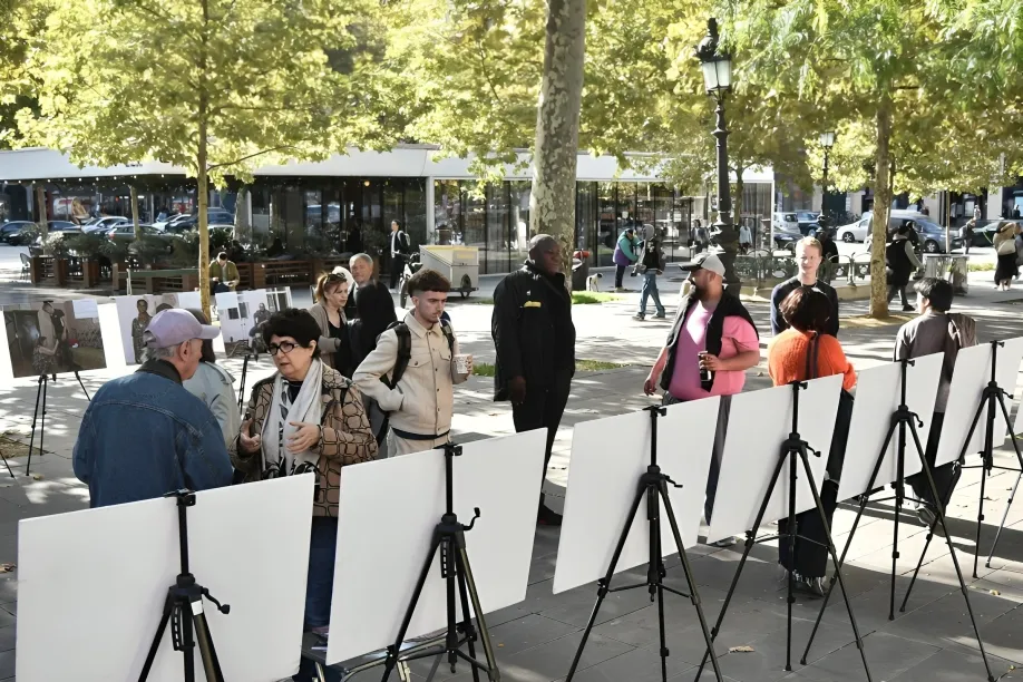 Parisdə Azərbaycanın mina qurbanları fotosərgisi açıldı