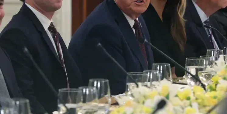 Big Tech və Tramp niyə mövqelərini dəyişdi